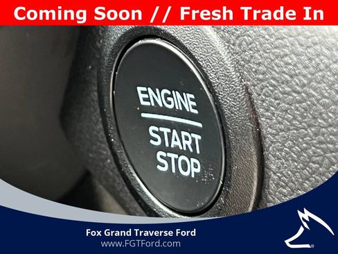 Used 2025 Ford Escape ST-Line Select AWD/4WD image 28