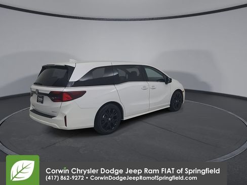 Used 2025 Honda Odyssey Sport-L image 15