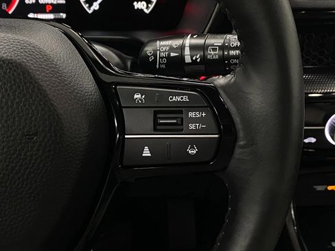 Used 2025 Honda CR-V EX-L image 19