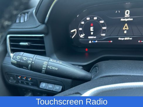 Used 2023 GMC Yukon Denali image 12