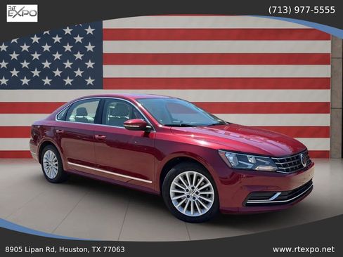 Used 2016 Volkswagen Passat 1.8T SE image 1