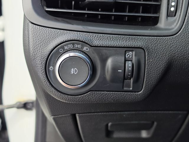 Used 2020 Buick Envision Essence w/ LPO, Active Package FWD image 31