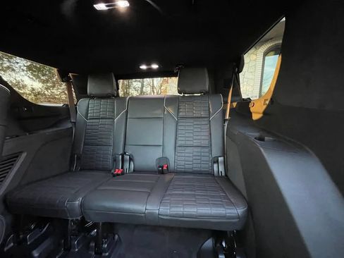 Used 2023 Cadillac Escalade V AWD/4WD image 18