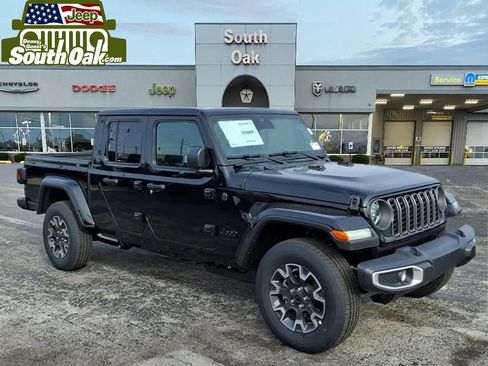 New 2026 Jeep Gladiator Sport AWD/4WD image 1