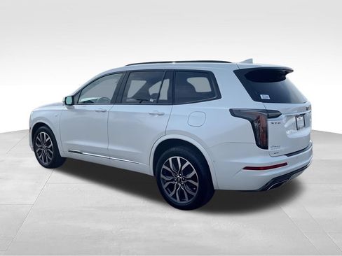 Used 2021 Cadillac XT6 Sport w/ Platinum Package AWD/4WD image 6