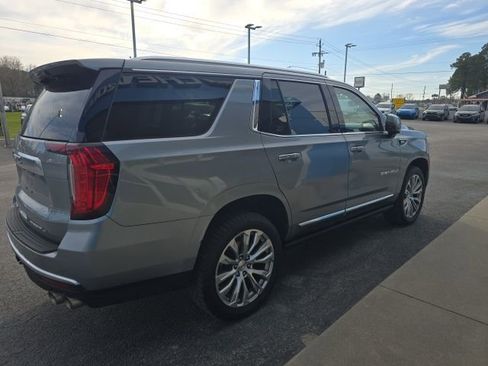 Used 2023 GMC Yukon Denali image 5