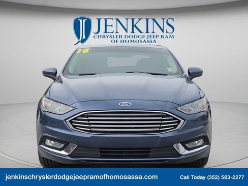 Used 2018 Ford Fusion SE w/ Equipment Group 201A FWD image 11