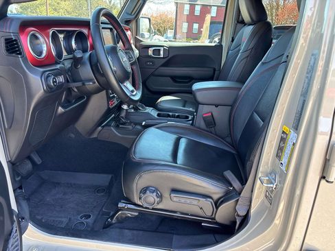 Used 2022 Jeep Gladiator Rubicon w/ LED Lighting Group AWD/4WD image 11