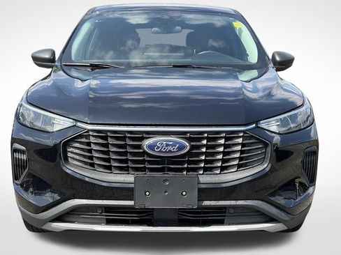 Used 2023 Ford Escape Active w/ Tech Pack #1 AWD/4WD image 3