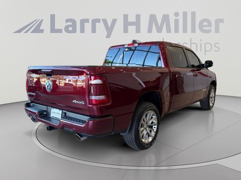 Used 2024 RAM 1500 Laramie AWD/4WD image 5