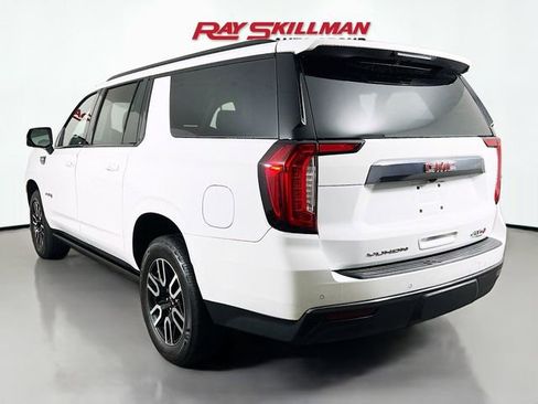 Used 2023 GMC Yukon XL AT4 w/ Technology Package image 5