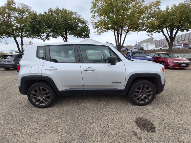 Used 2016 Jeep Renegade Sport w/ Power & Air Group AWD/4WD image 4