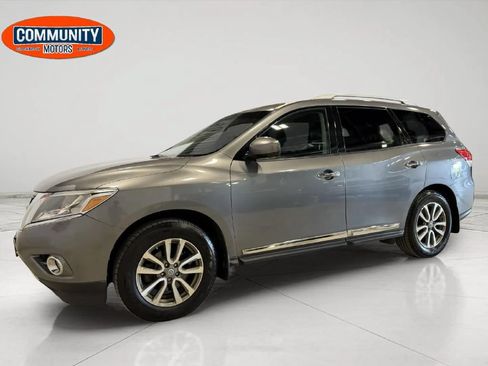 Used 2016 Nissan Pathfinder SL w/ SL Premium Package AWD/4WD image 2