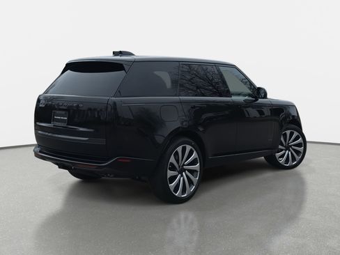New 2026 Land Rover Range Rover SE image 5