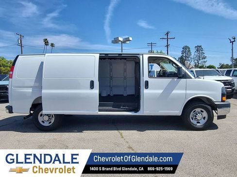 New 2026 Chevrolet Express 2500 Extended w/ Driver Convenience Package RWD image 11