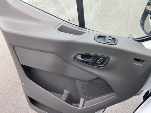 Used 2025 Ford Transit 250 Low Roof w/ Exterior Upgrade Package RWD image 11