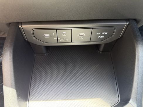 Used 2025 Kia K4 FWD image 22