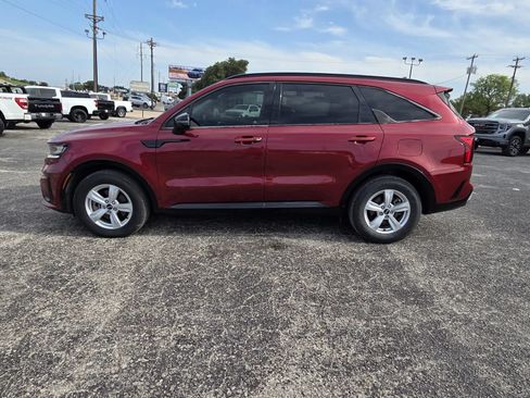 Used 2022 Kia Sorento EX FWD image 4