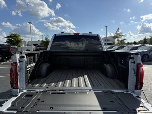 New 2025 Ford F150 Platinum image 7