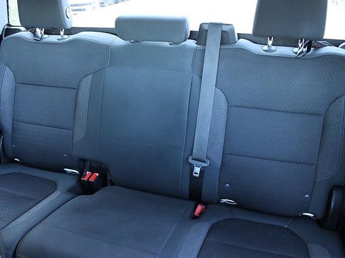 Used 2019 GMC Sierra 1500 SLE w/ SLE Convenience Package AWD/4WD image 16