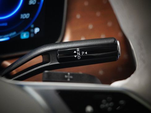 Used 2023 Mercedes-Benz EQE 500 4MATIC SUV image 21