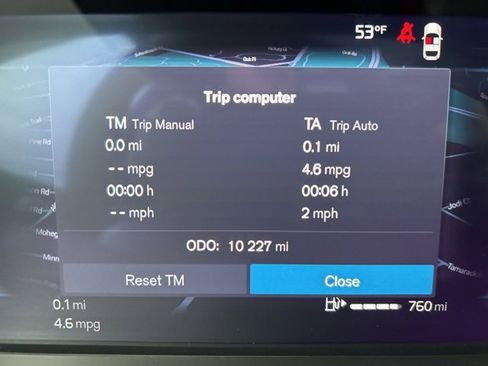 Certified 2025 Volvo XC60 B5 Plus image 20