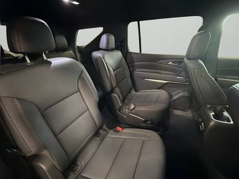 Used 2025 Chevrolet Traverse Z71 AWD/4WD image 30