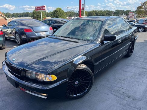 Used 2001 BMW 740i image 2