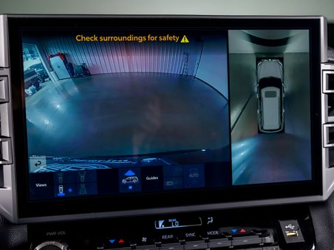 Used 2025 Toyota Sequoia TRD Pro AWD/4WD image 11