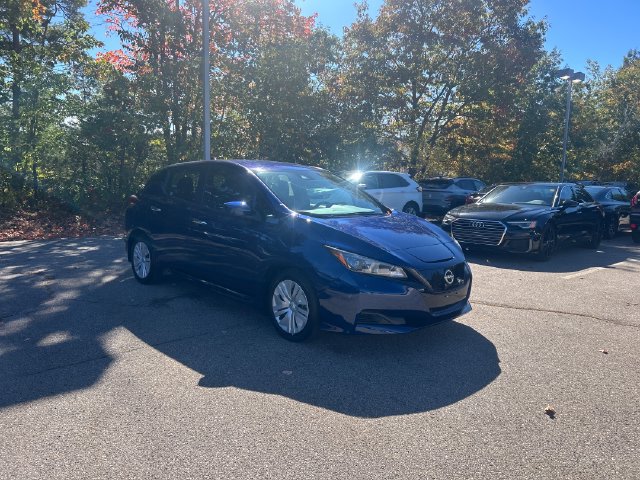 Used 2023 Nissan Leaf S FWD image 3