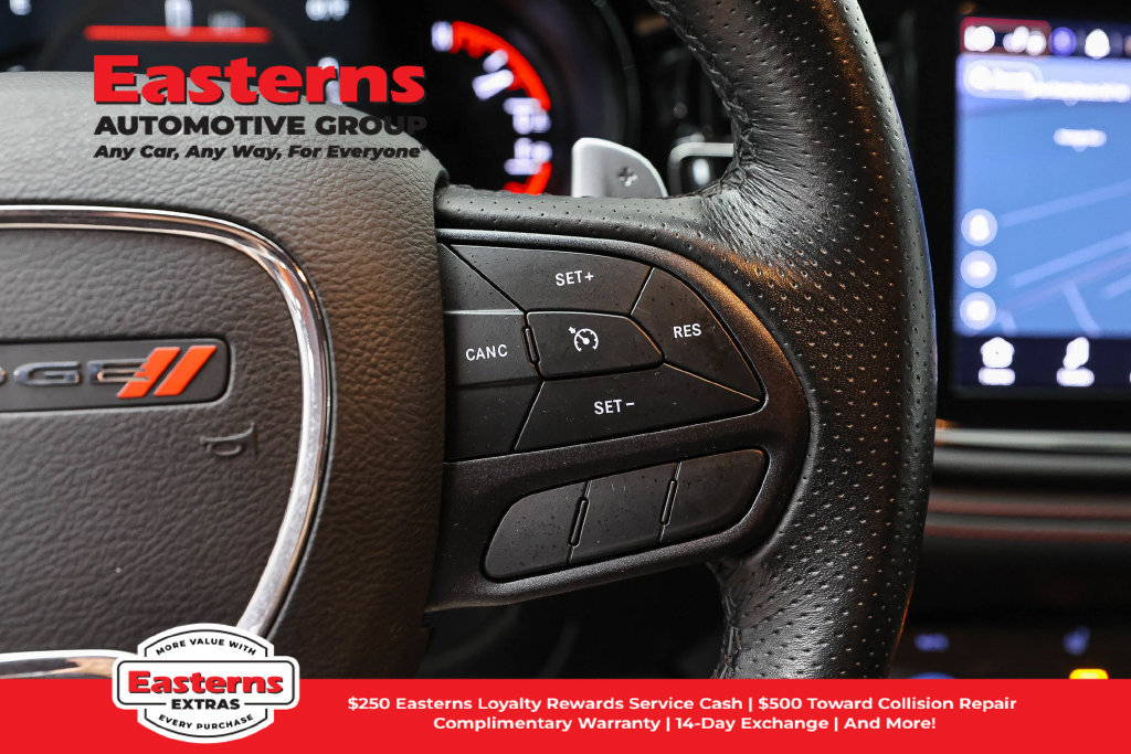 Used 2025 Dodge Durango GT RWD image 17