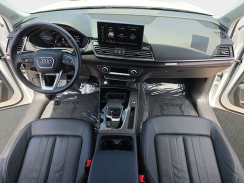 Used 2023 Audi Q5 2.0T Premium Plus w/ Premium Plus Package AWD/4WD image 10