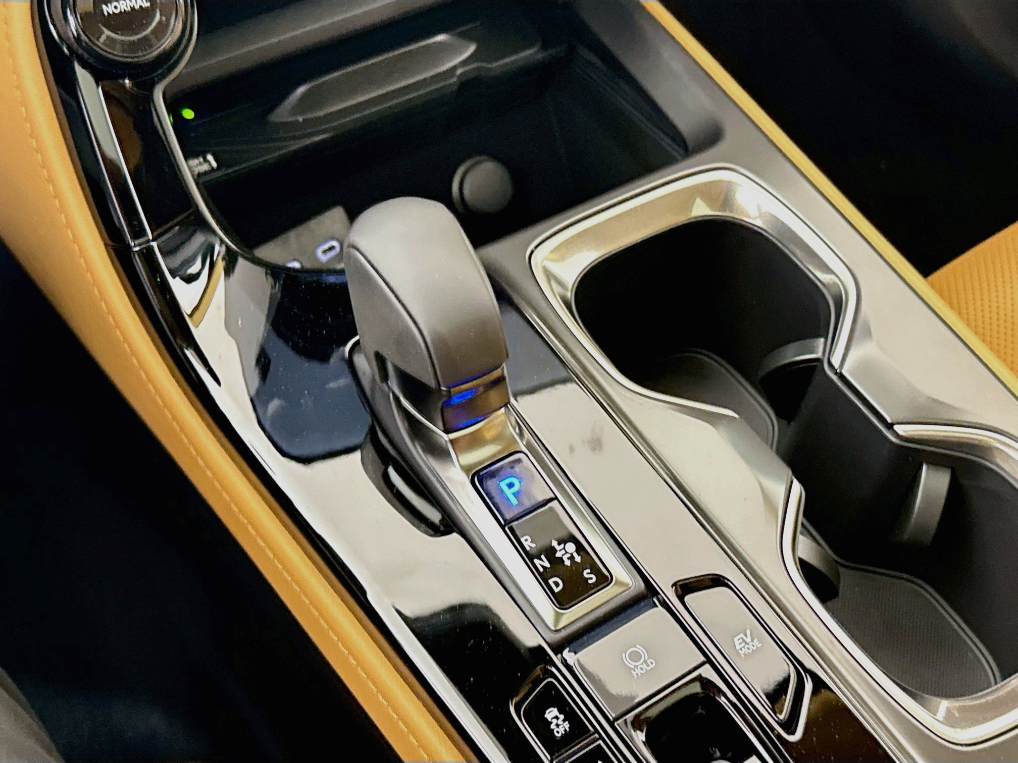 New 2026 Lexus NX 350h AWD w/ Accessory Package (2T) image 18