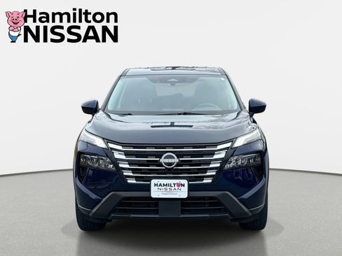 Used 2025 Nissan Rogue SV image 6