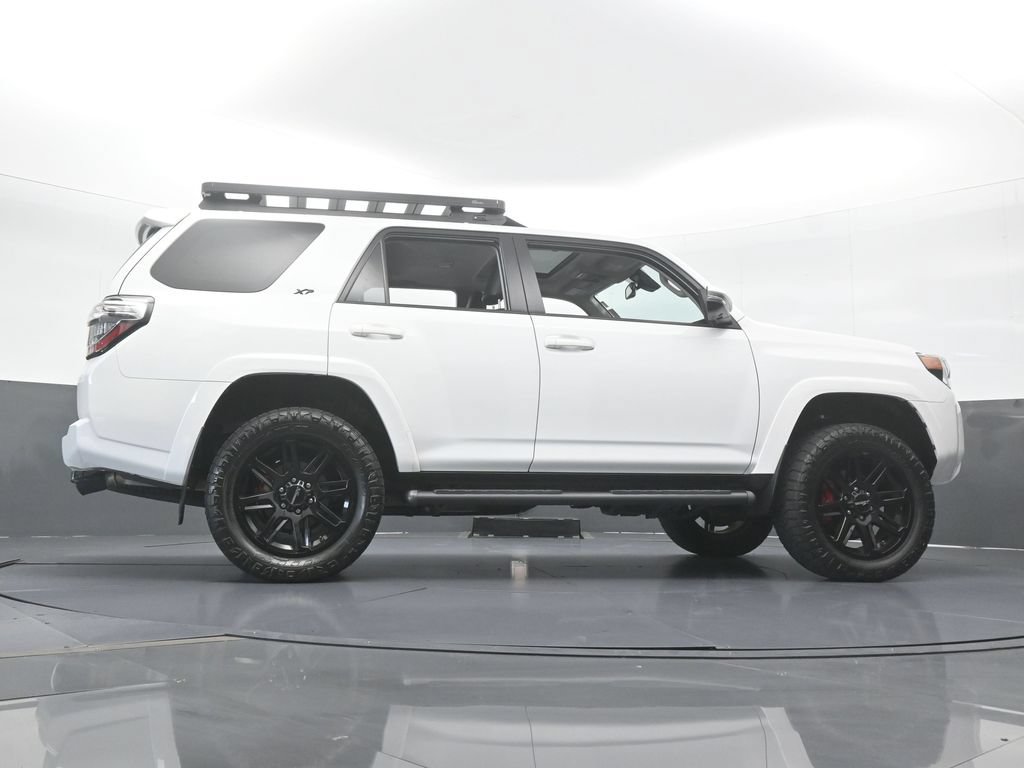 Used 2024 Toyota 4Runner SR5 Premium w/ Moonroof Package AWD/4WD image 62