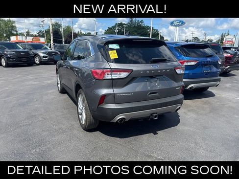 Used 2022 Ford Escape Titanium w/ Titanium Elite Package AWD/4WD image 4