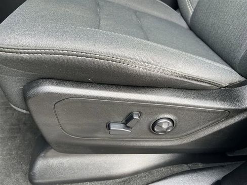 Used 2021 RAM 1500 Big Horn image 18