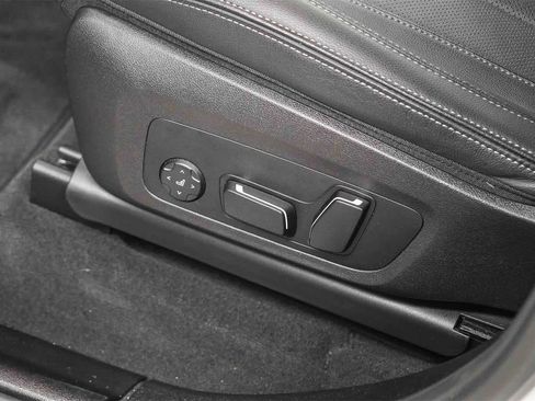 Used 2024 BMW X3 xDrive30i w/ Premium Package image 22