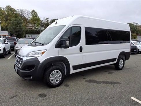 Used 2025 RAM ProMaster 2500 image 4