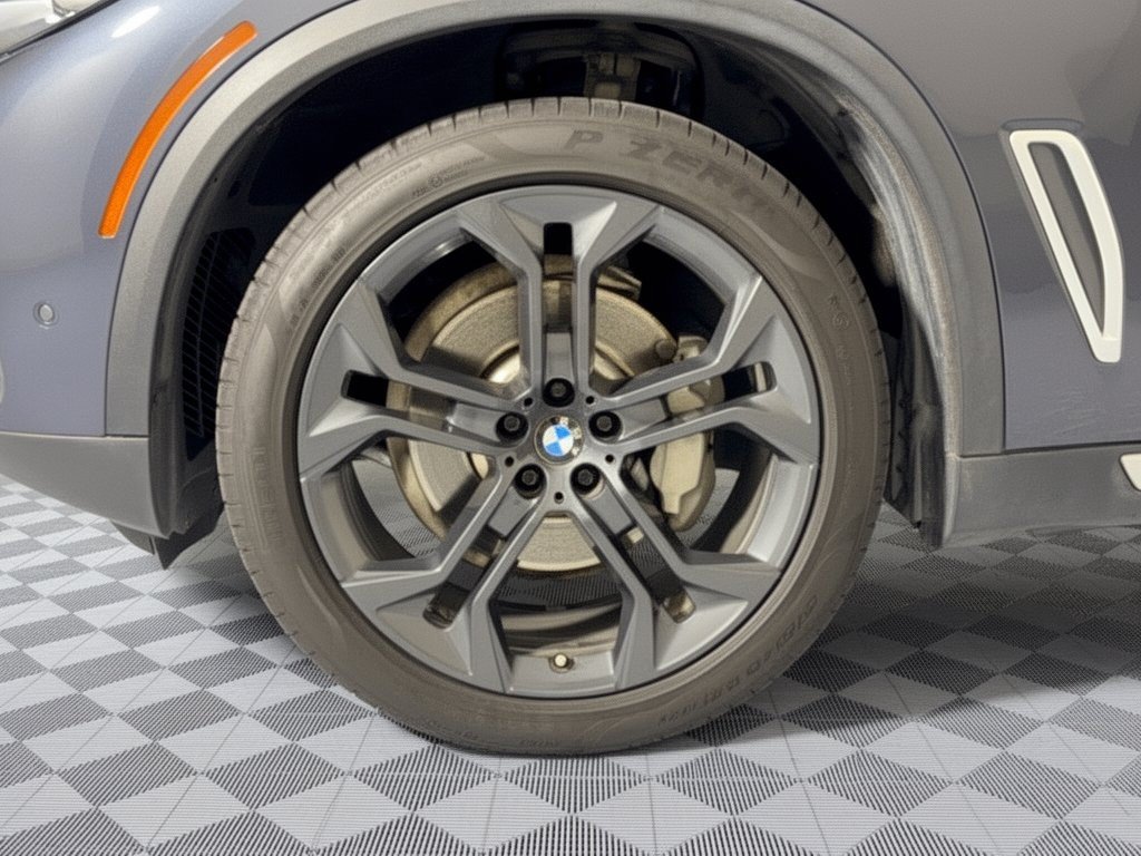 Used 2019 BMW X5 xDrive40i w/ Premium Package 2 AWD/4WD image 13