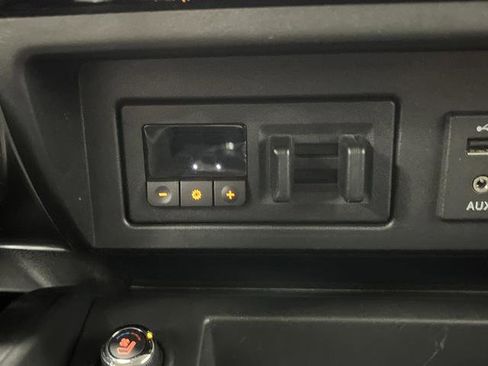 Used 2017 Nissan Titan Platinum Reserve AWD/4WD image 27