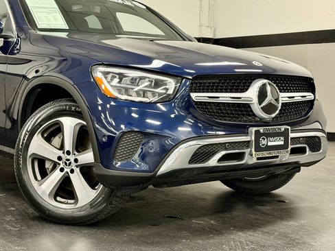 Used 2022 Mercedes-Benz GLC 300 4MATIC Coupe image 3