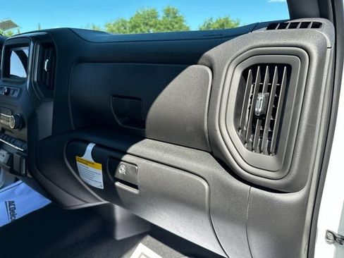New 2026 Chevrolet Silverado 1500 Custom Trail Boss w/ LPO, Dark Essentials Package AWD/4WD image 31