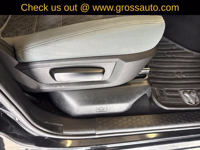 Used 2018 RAM 1500 Big Horn AWD/4WD image 40