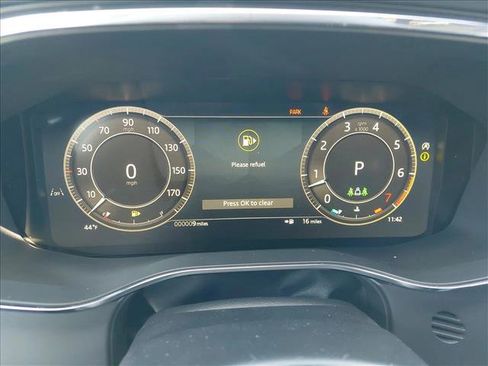 New 2026 Jaguar F-PACE R-Dynamic S image 17