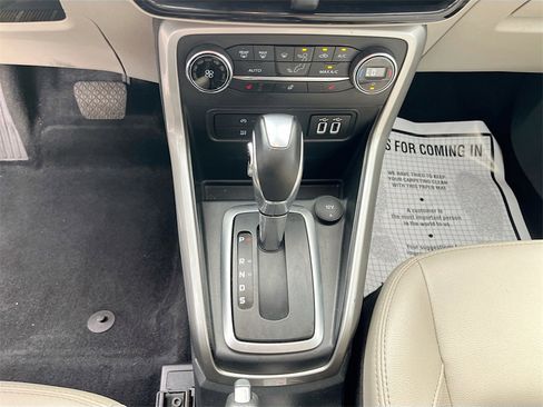 Used 2019 Ford EcoSport Titanium image 17