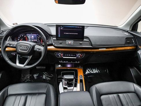 Used 2023 Audi Q5 2.0T Premium w/ Convenience Package image 13