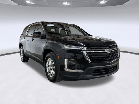 Used 2023 Chevrolet Traverse LS w/ Safety Package AWD/4WD image 31