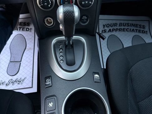 Used 2013 Nissan Rogue S image 36