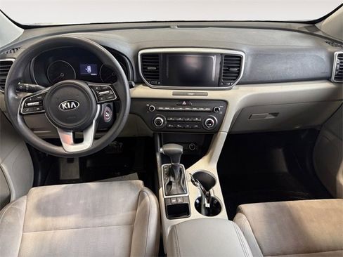 Used 2020 Kia Sportage LX image 8
